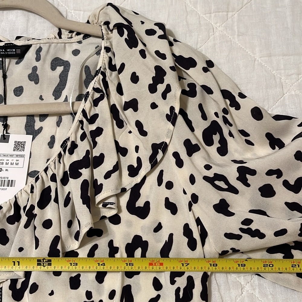 Zara Blouse - Picture 12 of 12